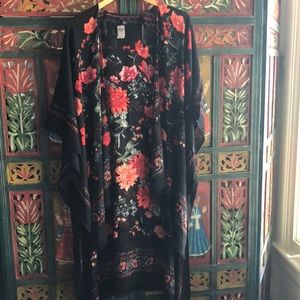 Beautiful American Eagle Floral Kimono Cover-Up
